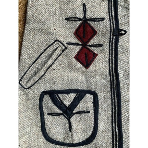 Wool Shoulder Poncho Cape Arm Slits Button Vintage Hand Made Guatemala Youth 4T - Picture 4 of 9